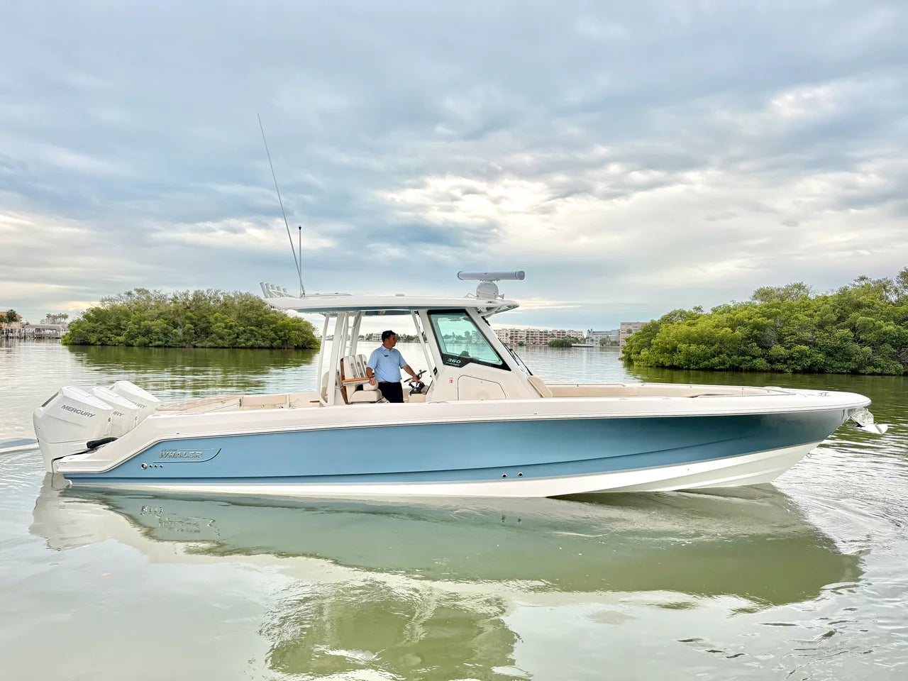 2026 Boston Whaler 360 Outrage 36.0 feet, Clearwater, Florida #12