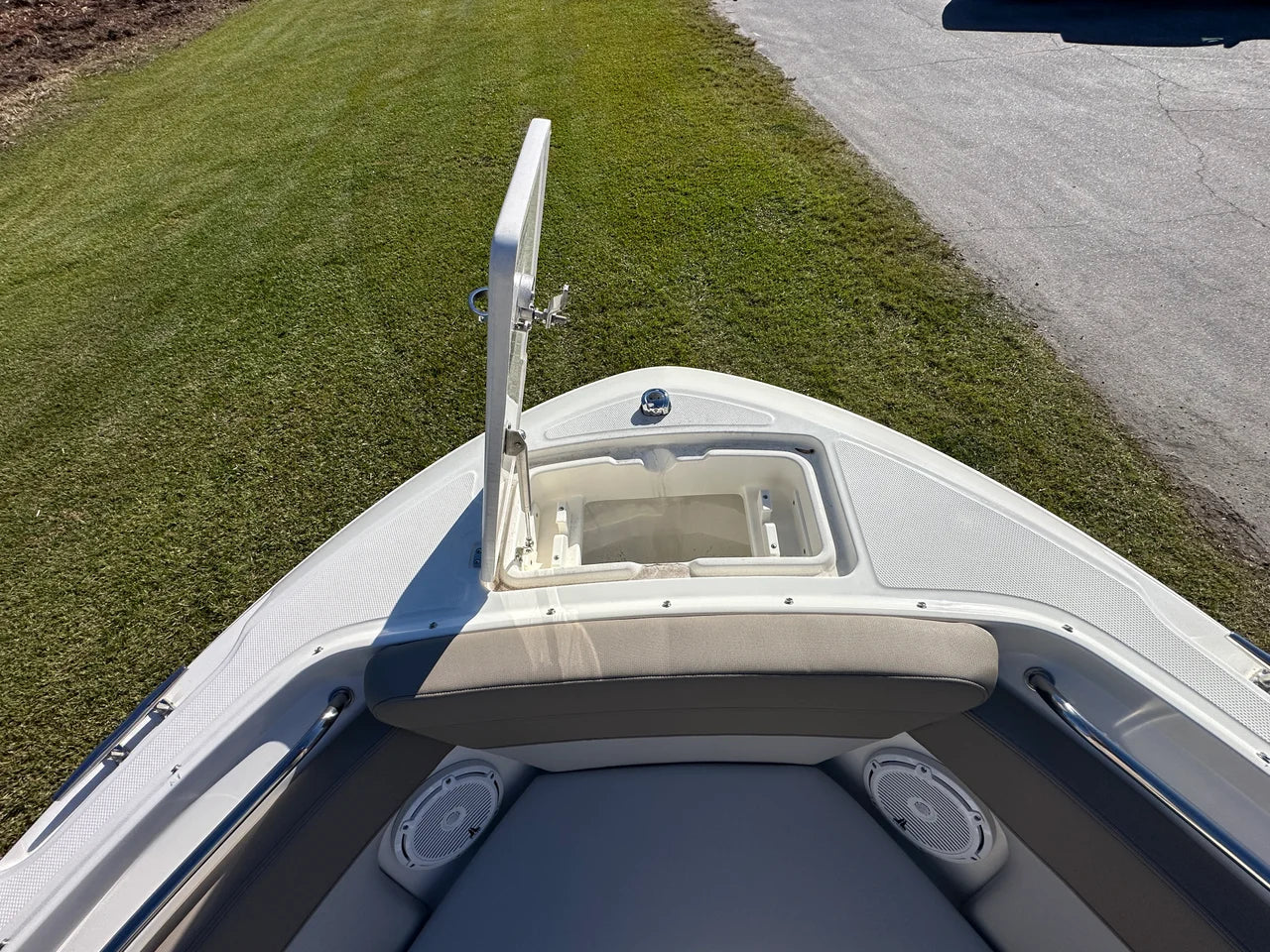 2025 Boston Whaler 210 Vantage 21.0 feet, Clearwater, Florida #13