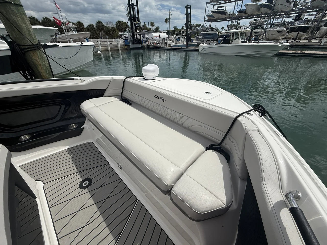 2026 Sea Ray SLX 360 OUTBOARD 36.0 feet, Clearwater, Florida #5