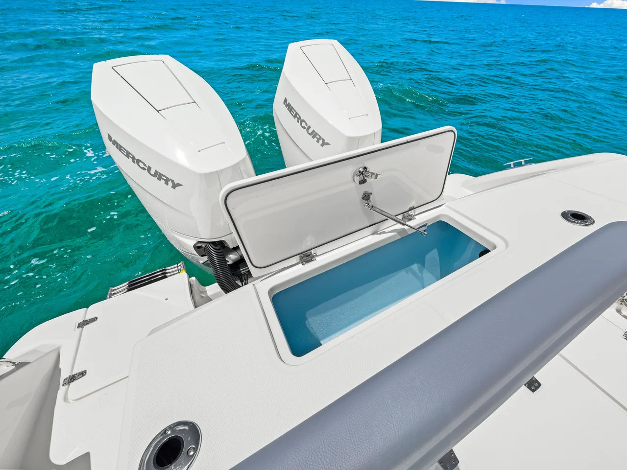 2026 Boston Whaler 330 Outrage 33.0 feet, Clearwater, Florida #37