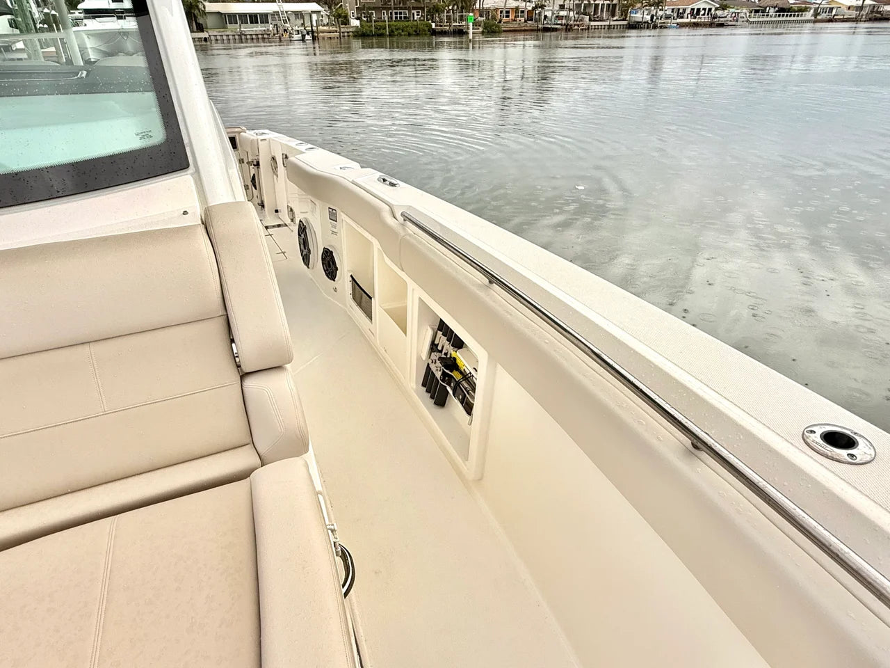 2026 Boston Whaler 360 Outrage 36.0 feet, Clearwater, Florida #44