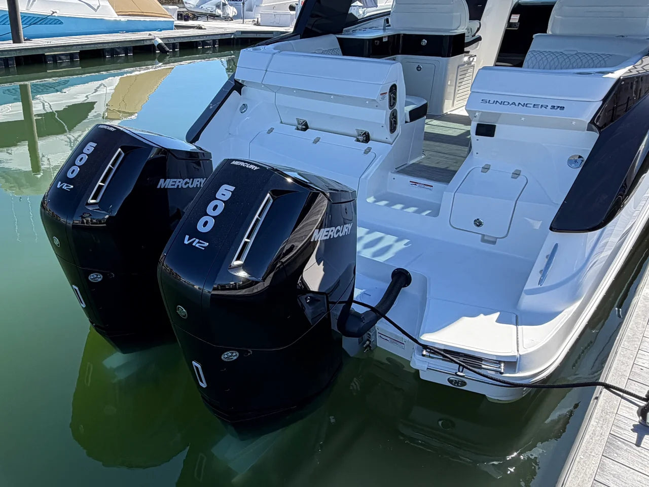 2026 Sea Ray Sundancer 370 Outboard 37.0 feet, Clearwater, Florida #9