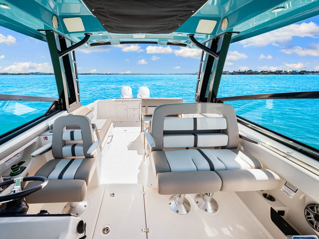 2026 Boston Whaler 330 Vantage 33.0 feet, Clearwater, Florida #43