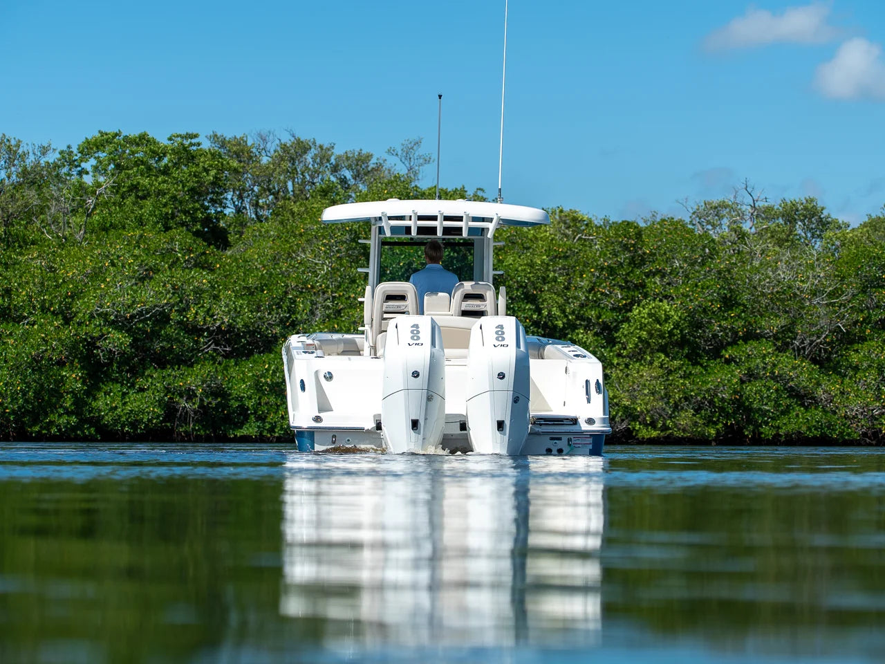 2026 Boston Whaler 330 Outrage 33.0 feet, Clearwater, Florida #24