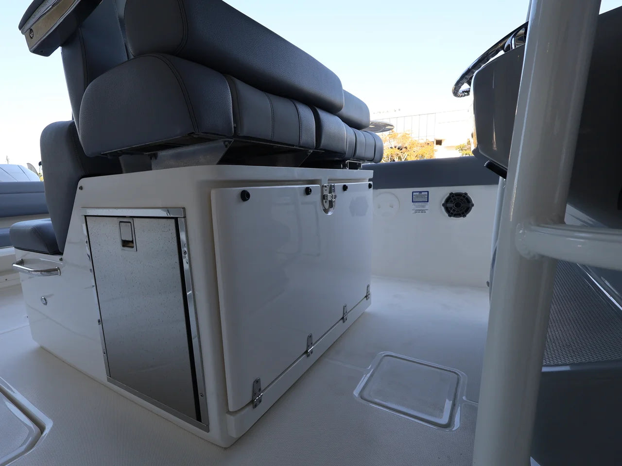 2026 Boston Whaler 330 Outrage 33.0 feet, Clearwater, Florida #36