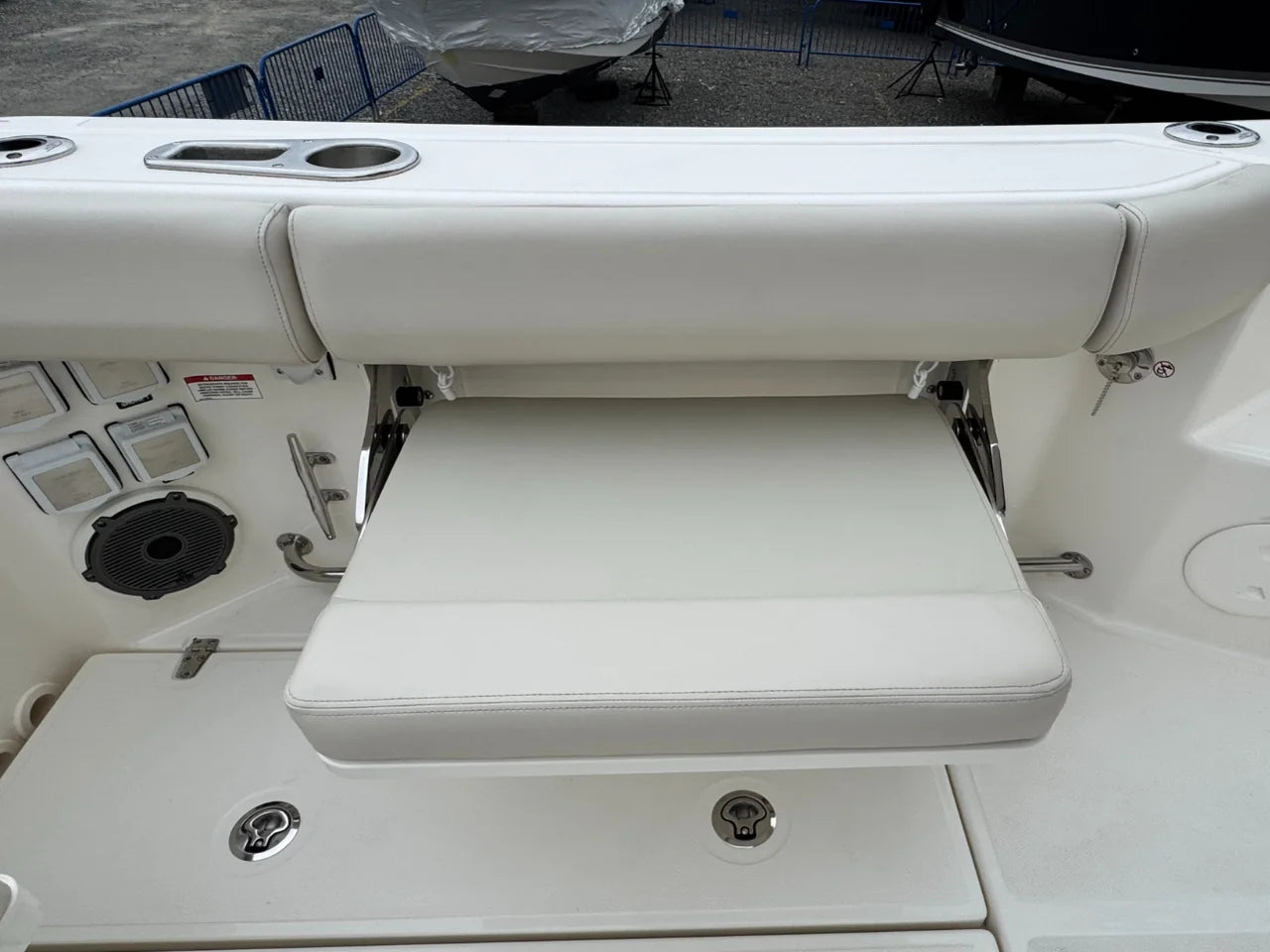2026 Boston Whaler 325 Conquest 32.0 feet, Clearwater, Florida #11