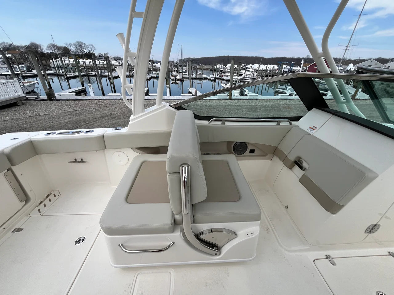 2026 Boston Whaler 240 Vantage 24.0 feet, Clearwater, Florida #11