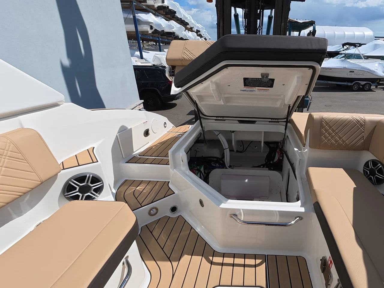 2026 Sea Ray SDX 250 Outboard 25.0 feet, Clearwater, Florida #18