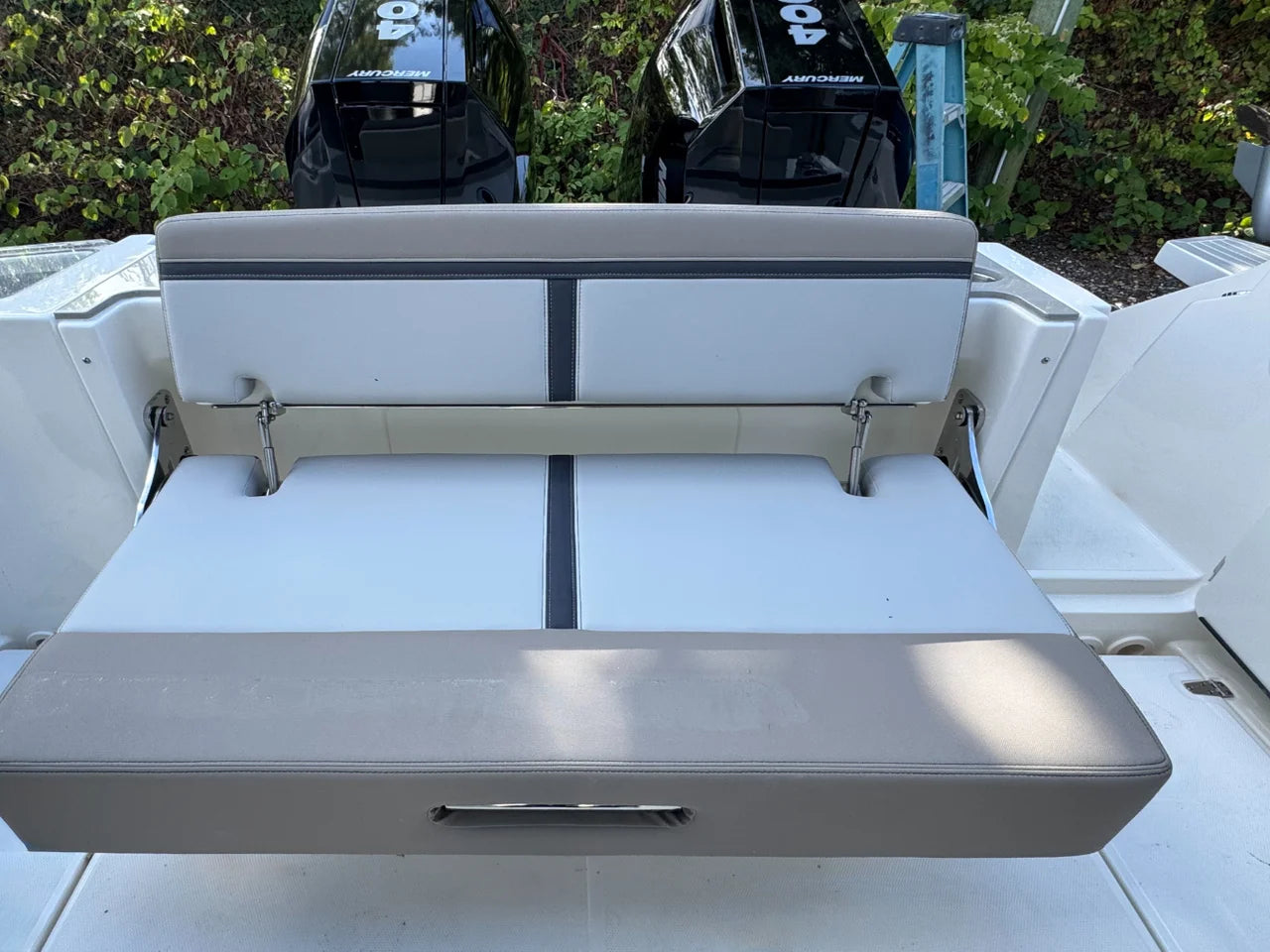 2026 Boston Whaler 330 Vantage 33.0 feet, Clearwater, Florida #8