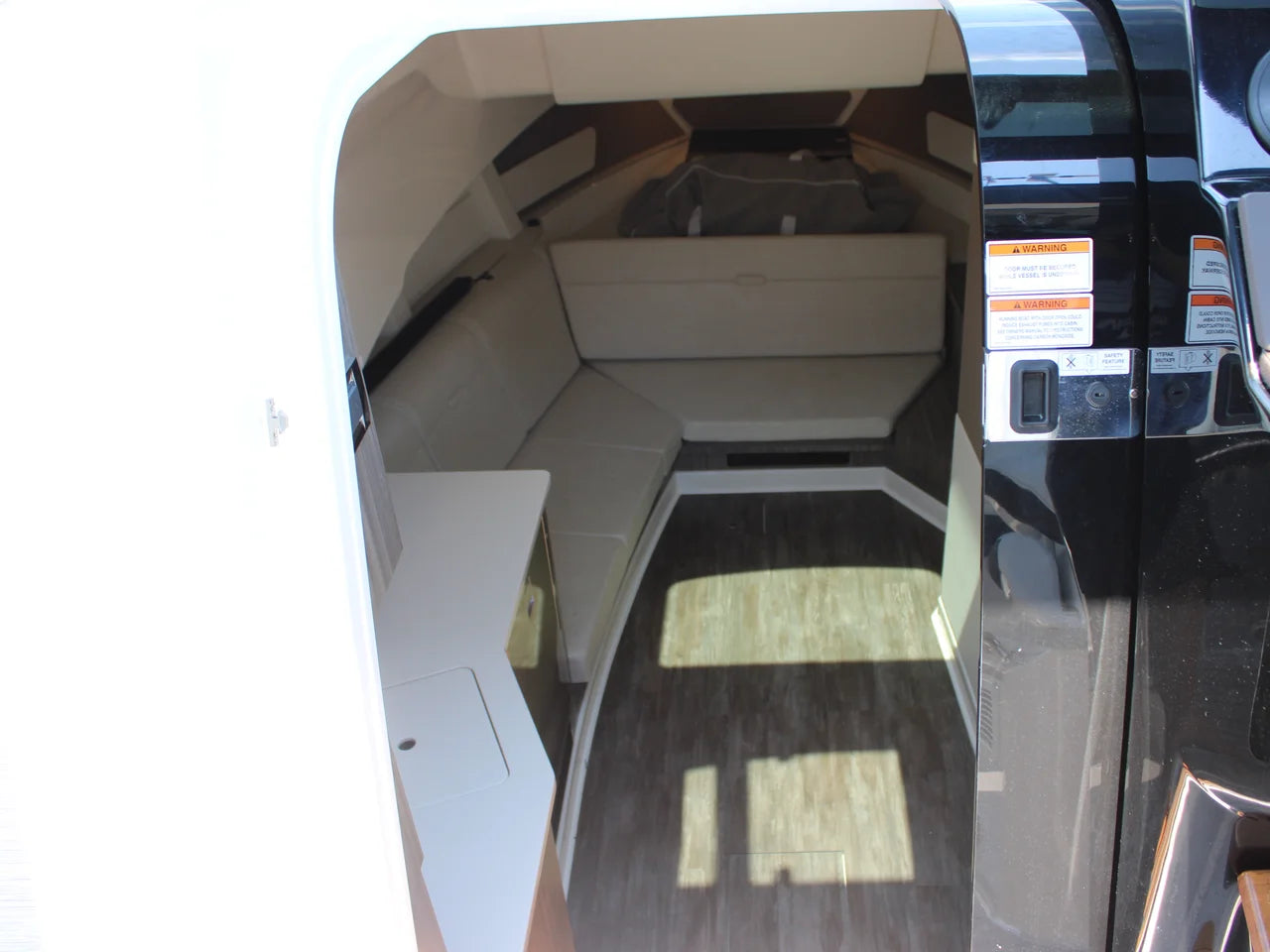 2026 Sea Ray Sundancer 370 Outboard 37.0 feet, Clearwater, Florida #15