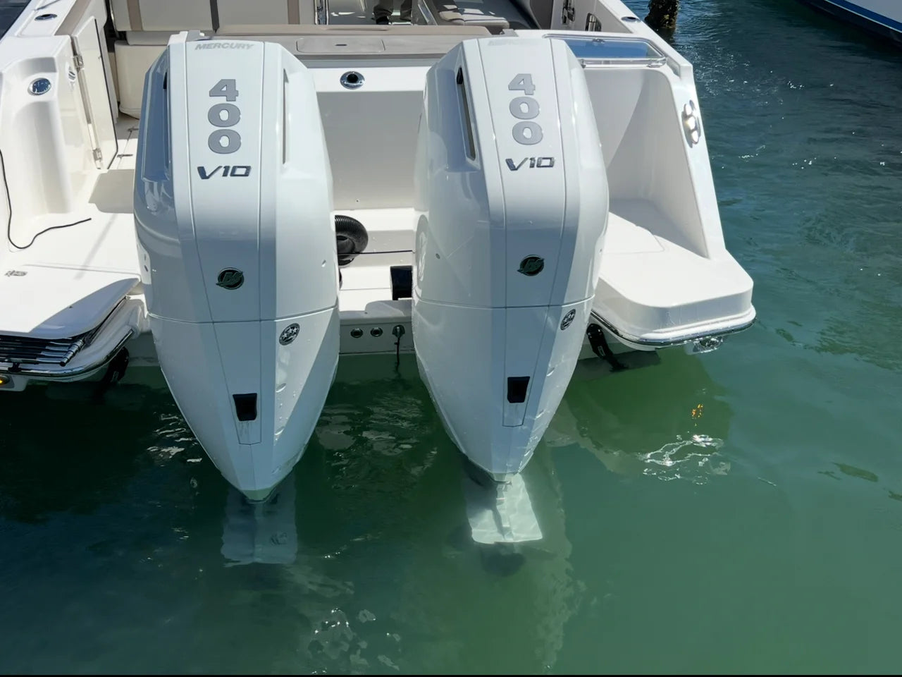 2026 Boston Whaler 330 Vantage 33.0 feet, Clearwater, Florida #6