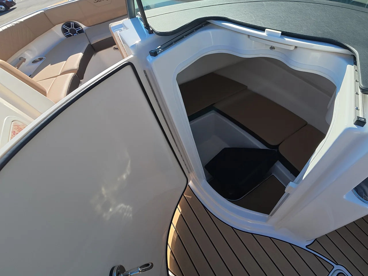 2026 Sea Ray SDX 230 Outboard 23.0 feet, Clearwater, Florida #17