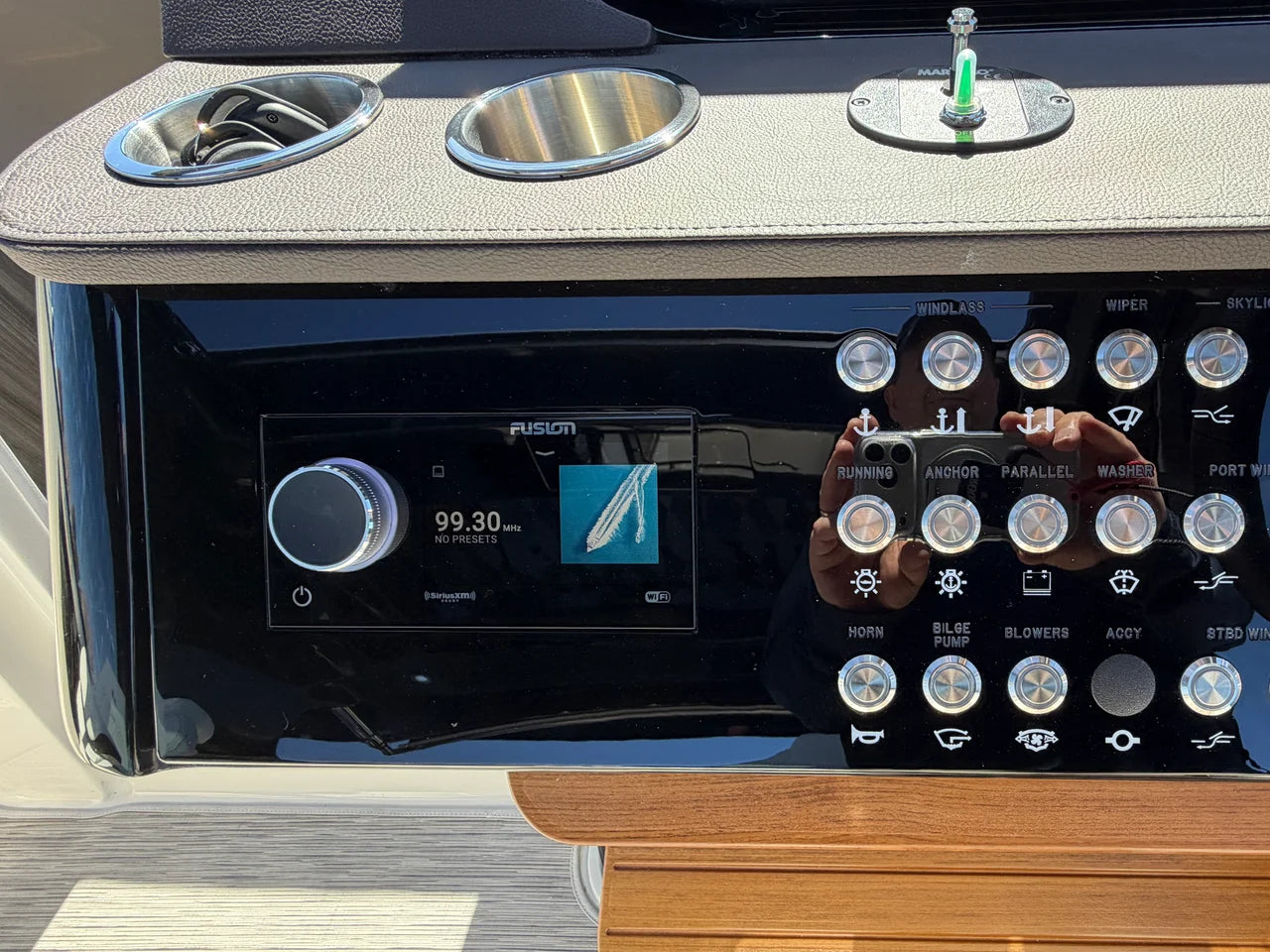 2026 Sea Ray Sundancer 370 Outboard 37.0 feet, Clearwater, Florida #23