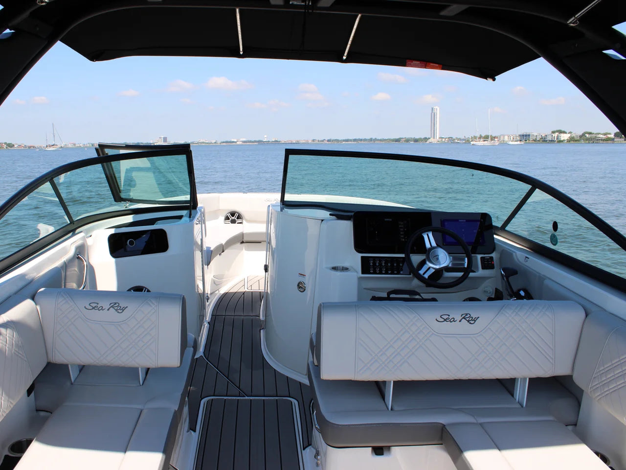 2026 Sea Ray SDX 250 Outboard 25.0 feet, Clearwater, Florida #30