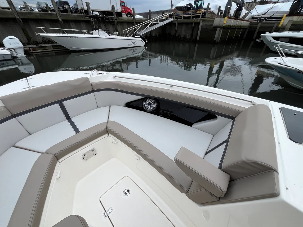2026 Boston Whaler 330 Vantage 33.0 feet, Clearwater, Florida #44