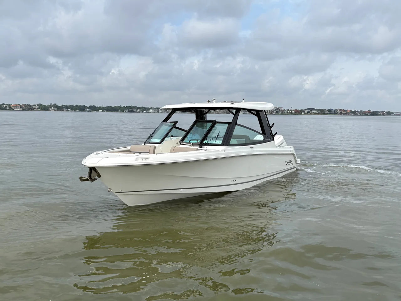 2025 Boston Whaler 330 Vantage 33.0 feet, Clearwater, Florida #14