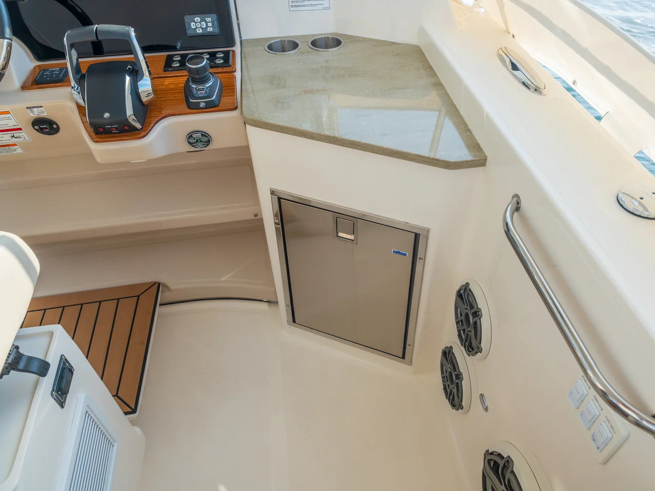 2026 Boston Whaler 350 Realm 35.0 feet, Clearwater, Florida #23