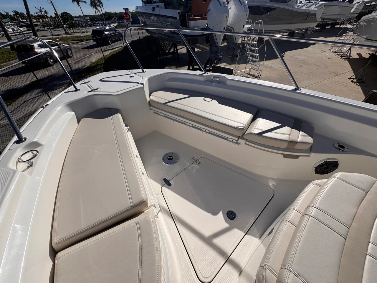 2026 Boston Whaler 280 Dauntless 28.0 feet, Clearwater, Florida #27