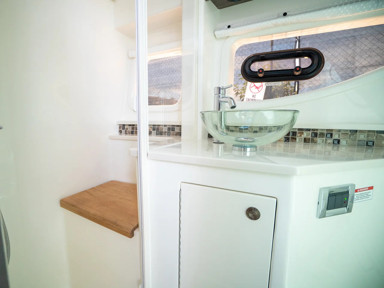 2026 Sea Ray Sundancer 370 Outboard 37.0 feet, Clearwater, Florida #26