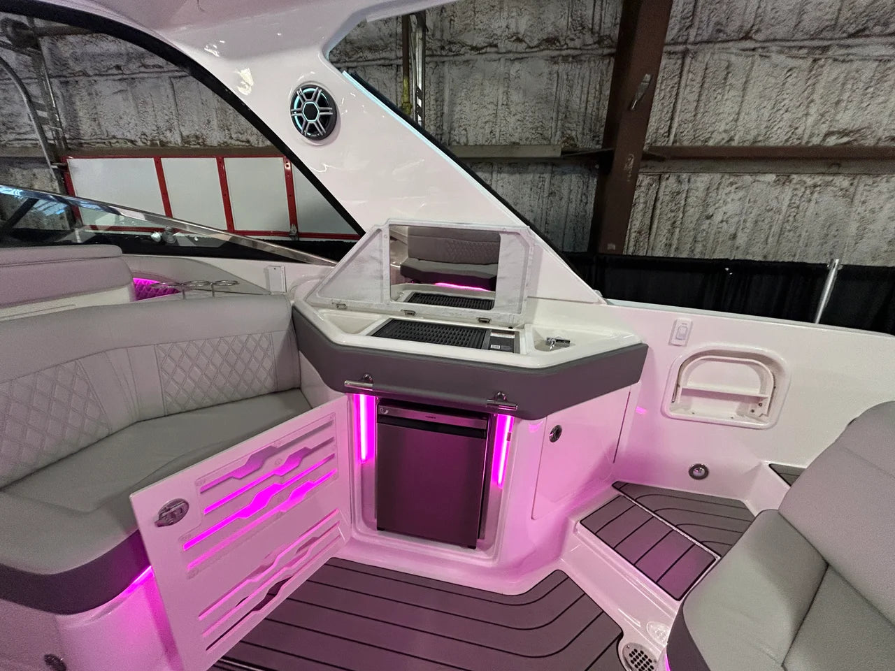 2026 Sea Ray SLX 310 Outboard 31.0 feet, Clearwater, Florida #24
