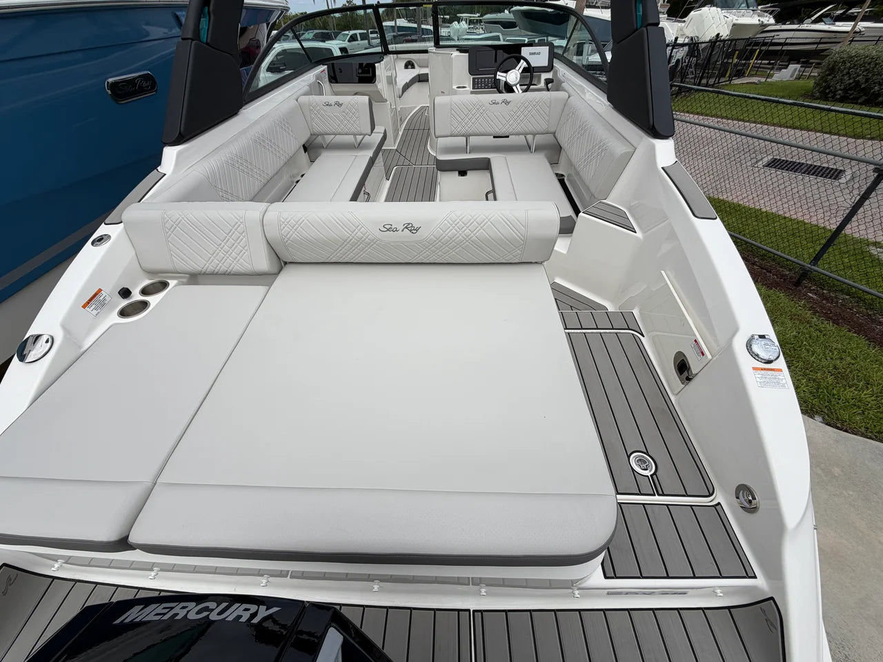 2026 Sea Ray SDX 270 Outboard 27.0 feet, Clearwater, Florida #3