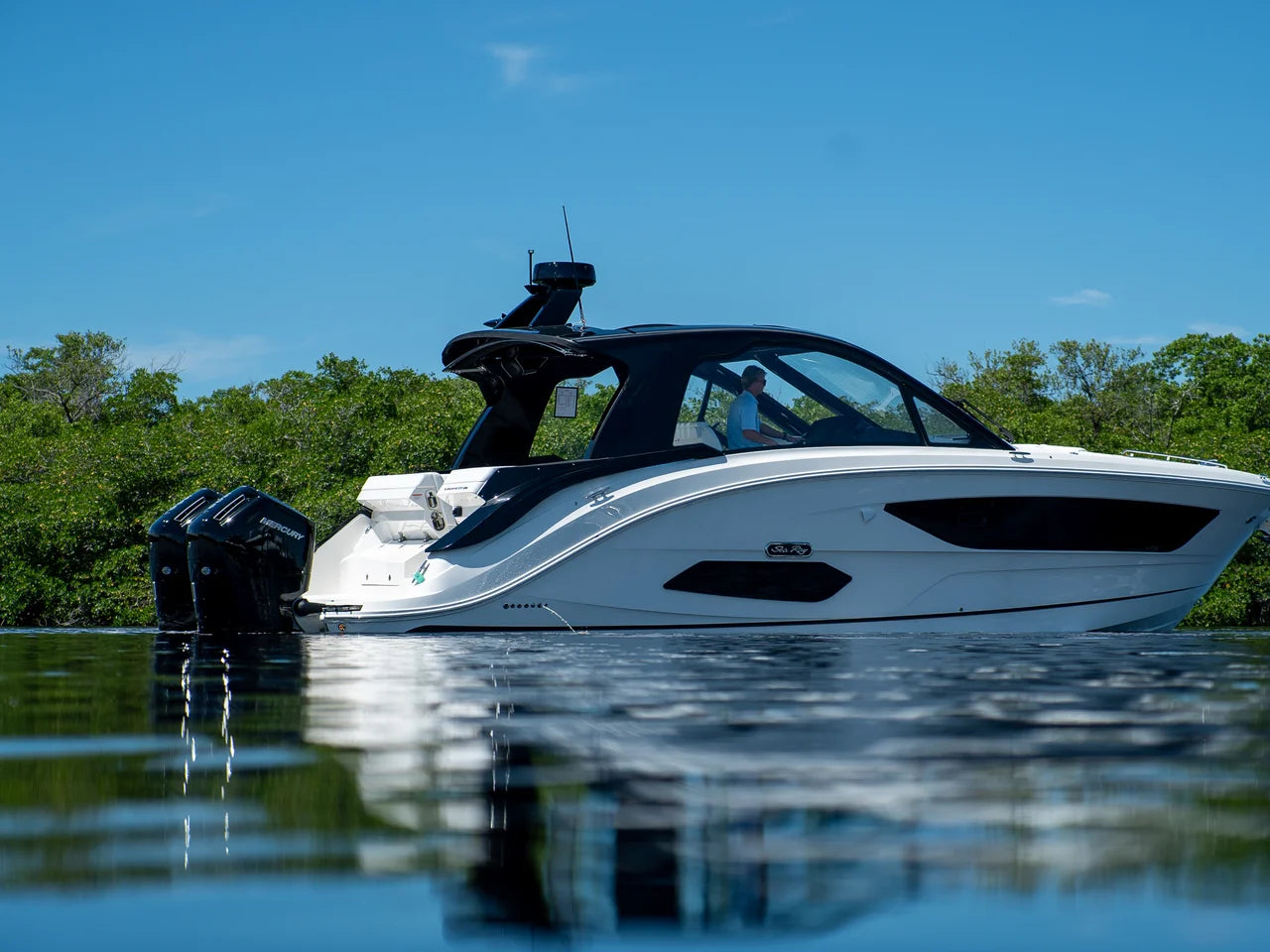 2026 Sea Ray Sundancer 370 Outboard 37.0 feet, Clearwater, Florida #43