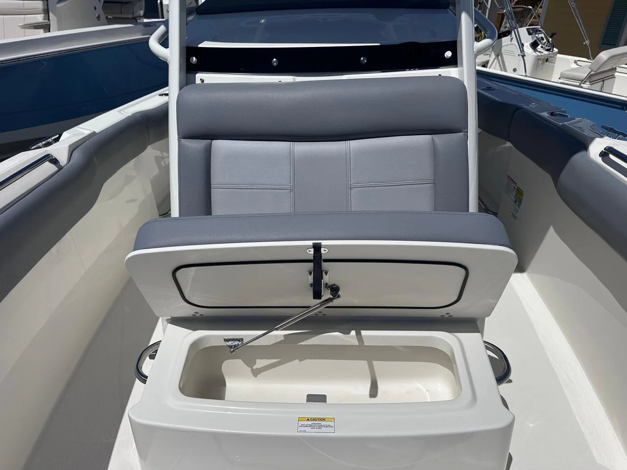 2026 Boston Whaler 230 Outrage 23.0 feet, Clearwater, Florida #17