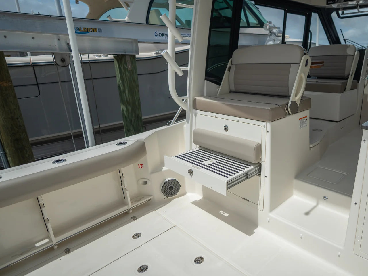 2026 Boston Whaler 365 Conquest 36.0 feet, Clearwater, Florida #40