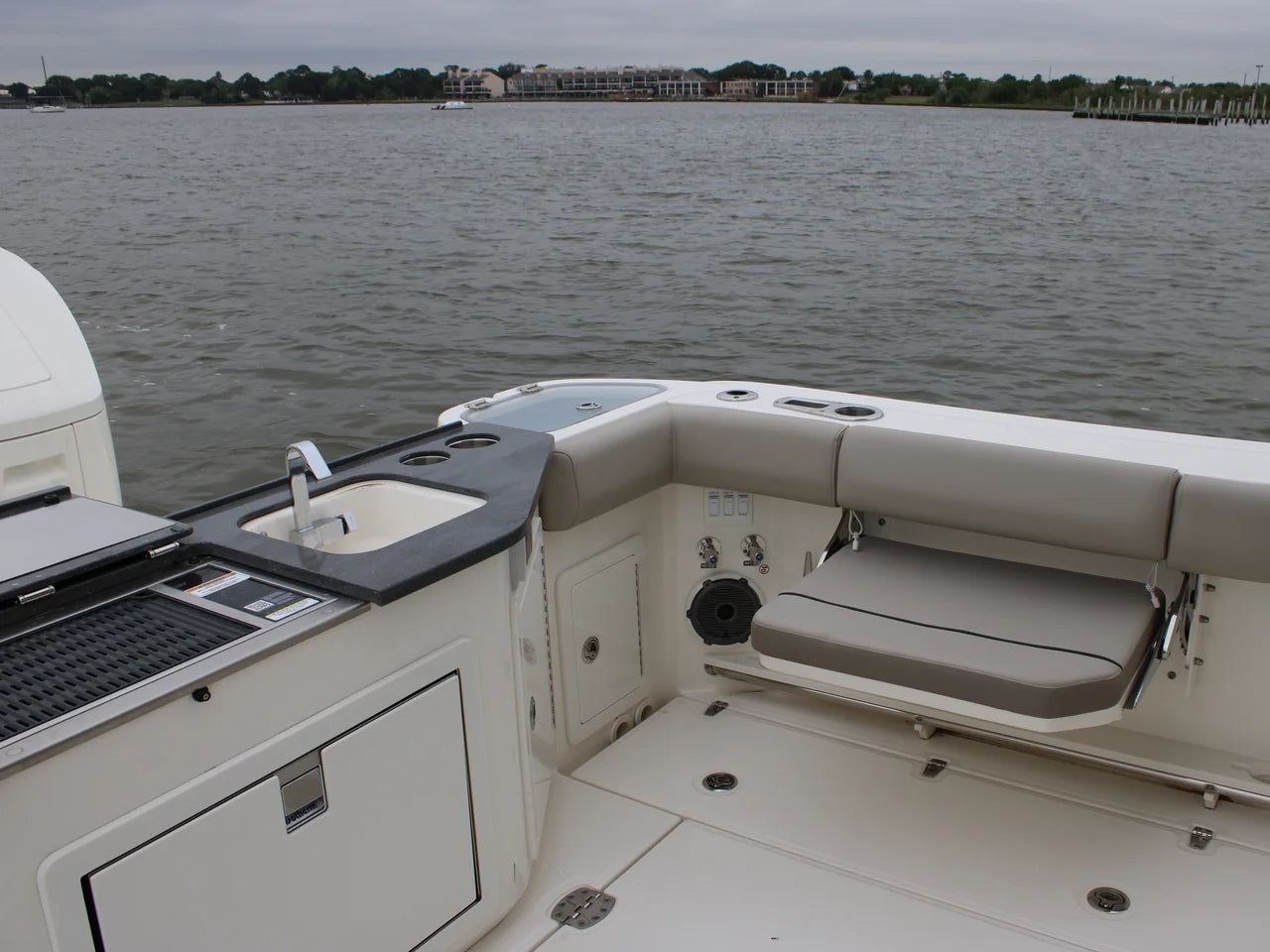 2025 Boston Whaler 365 Conquest 36.0 feet, Clearwater, Florida #49