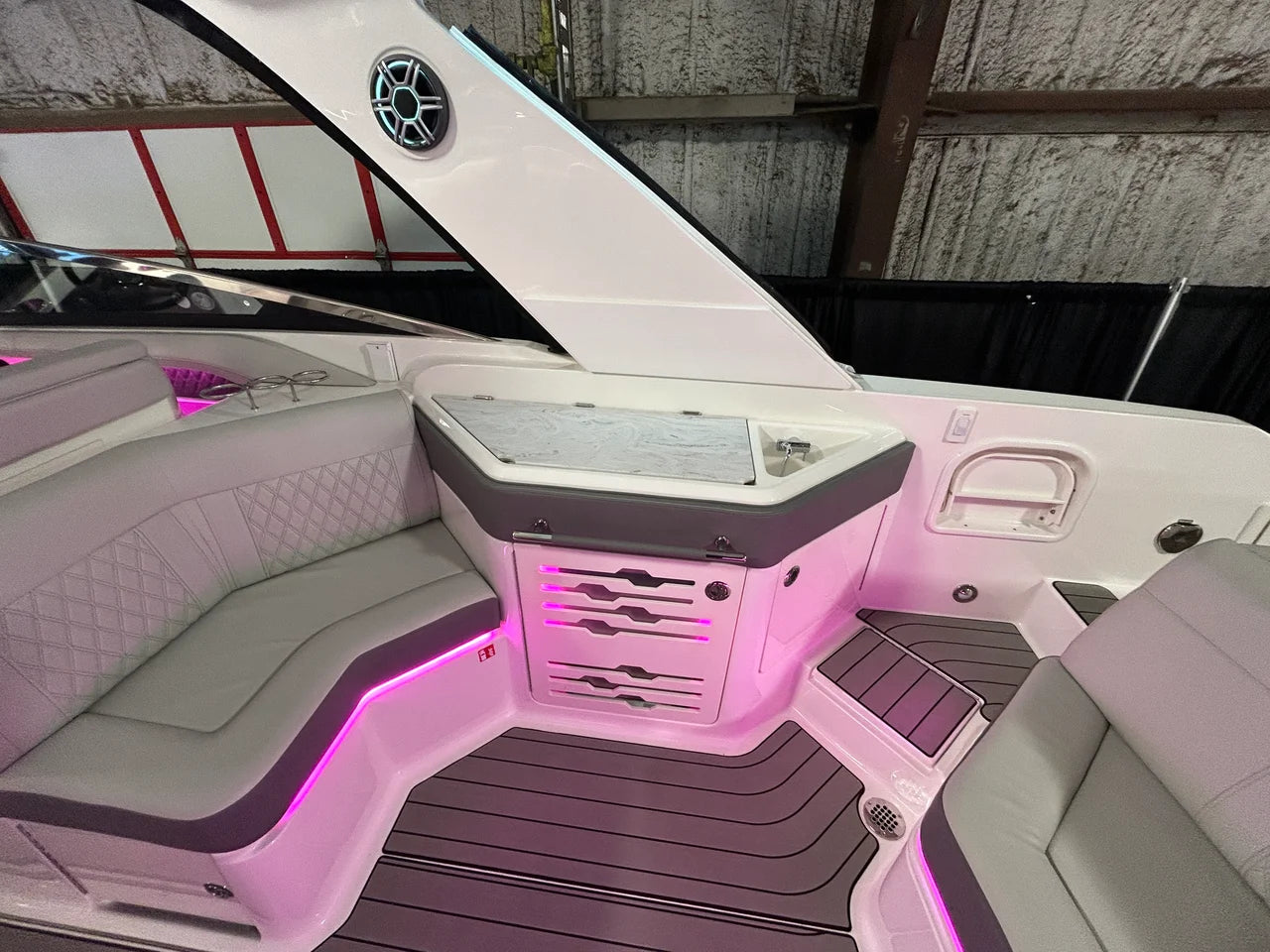 2026 Sea Ray SLX 310 Outboard 31.0 feet, Clearwater, Florida #23