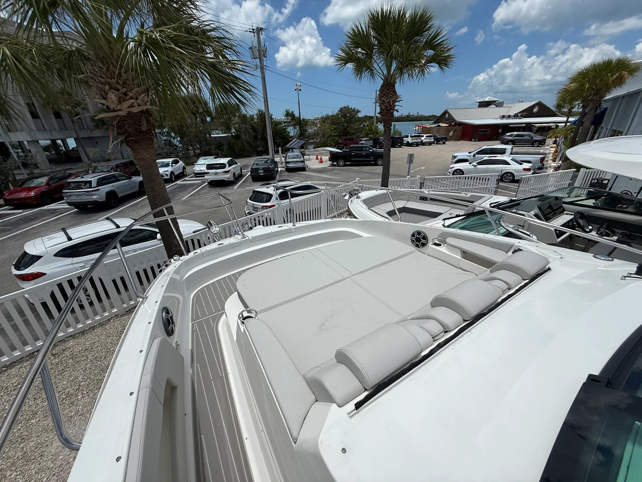 2026 Sea Ray Sundancer 320 Outboard 32.0 feet, Clearwater, Florida #23