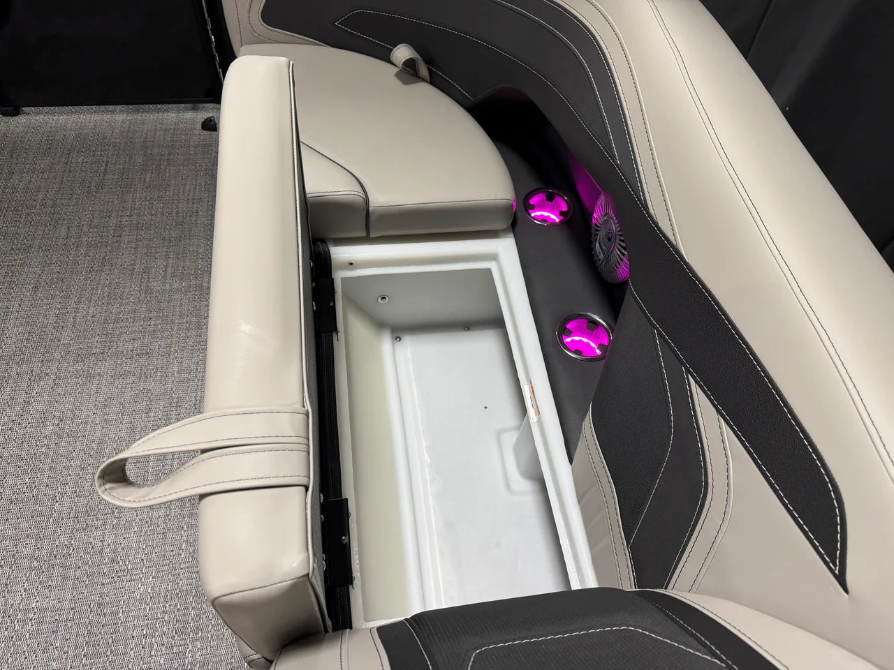 2026 Barletta Cabrio 22 QC 22.0 feet, Clearwater, Florida #19