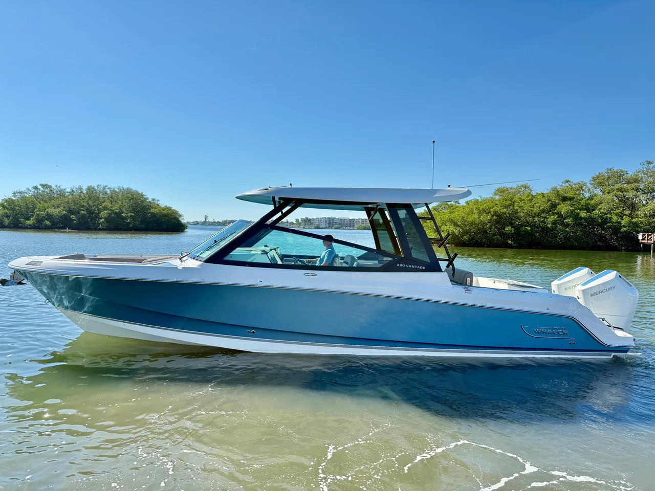 2026 Boston Whaler 330 Vantage 33.0 feet, Clearwater, Florida #21