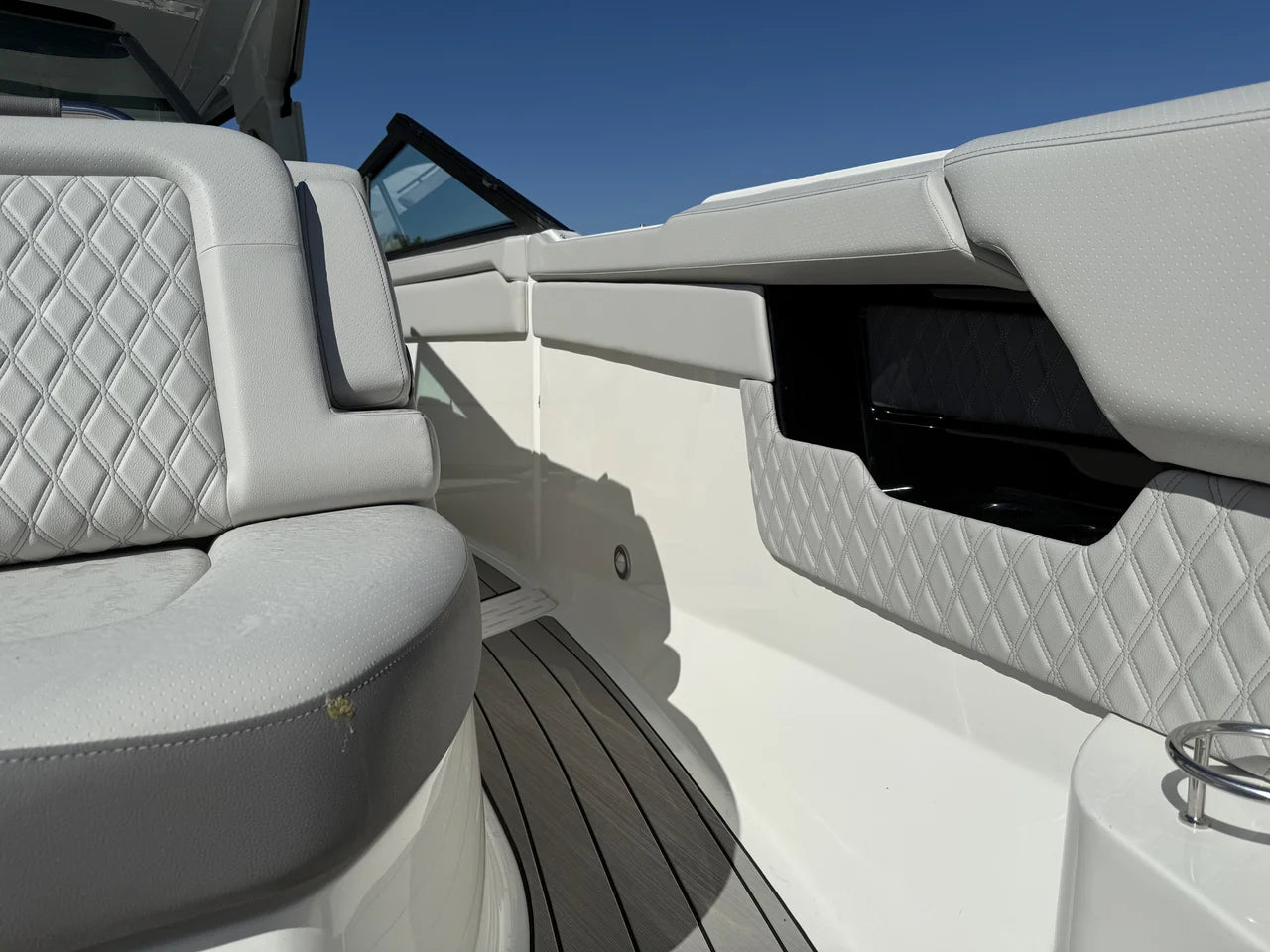 2026 Sea Ray SLX 400 Outboard 40.0 feet, Clearwater, Florida #25