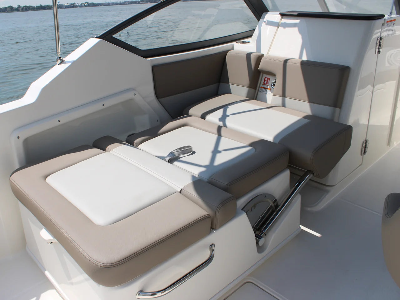2026 Boston Whaler 210 Vantage 21.0 feet, Clearwater, Florida #60
