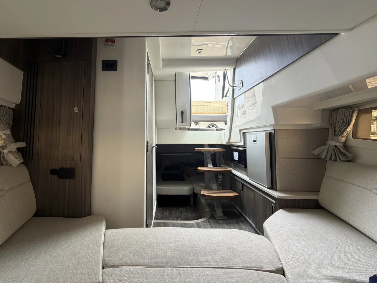 2026 Sea Ray Sundancer 320 Outboard 32.0 feet, Clearwater, Florida #42