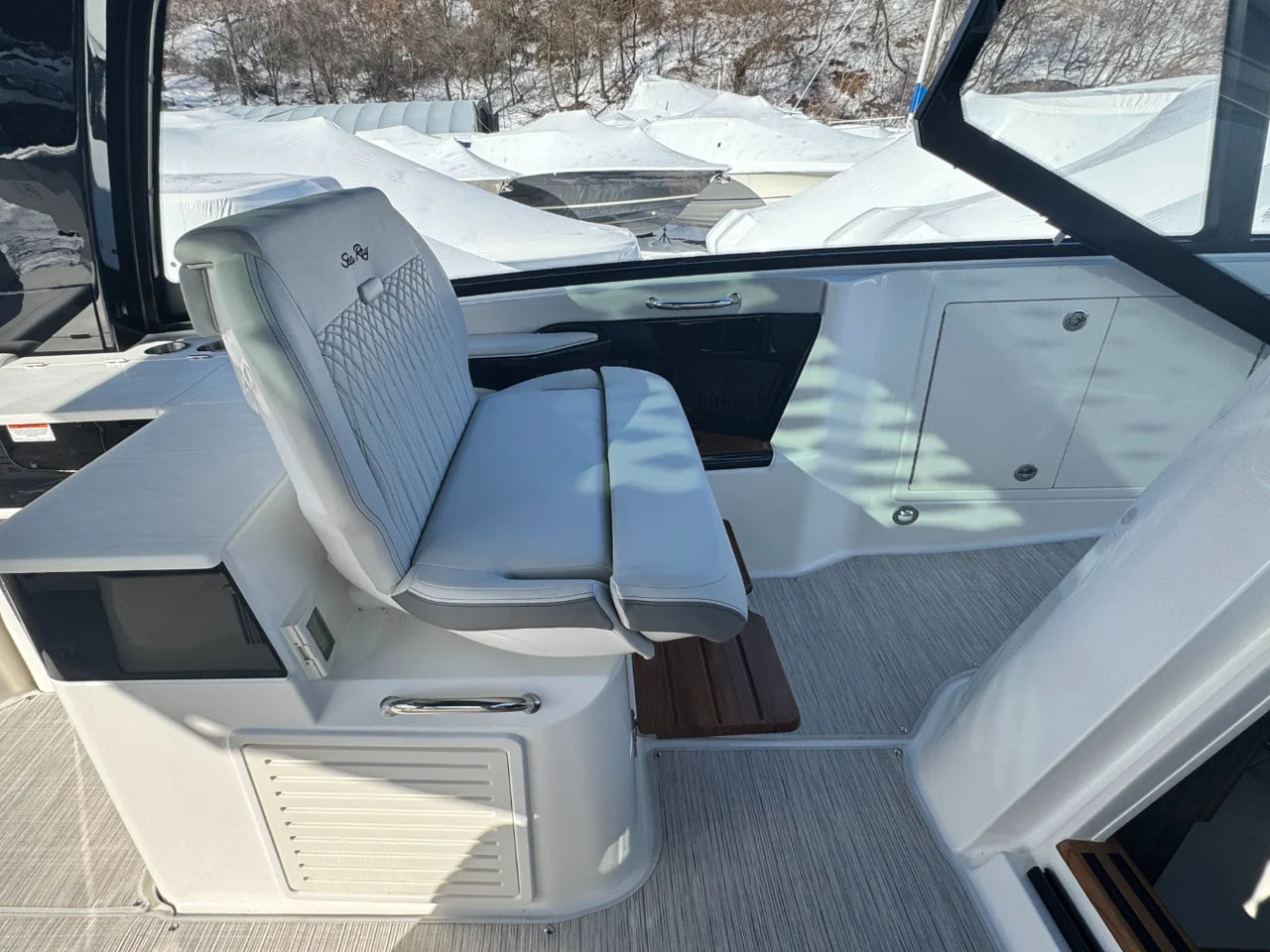 2026 Sea Ray Sundancer 370 Outboard 37.0 feet, Clearwater, Florida #20