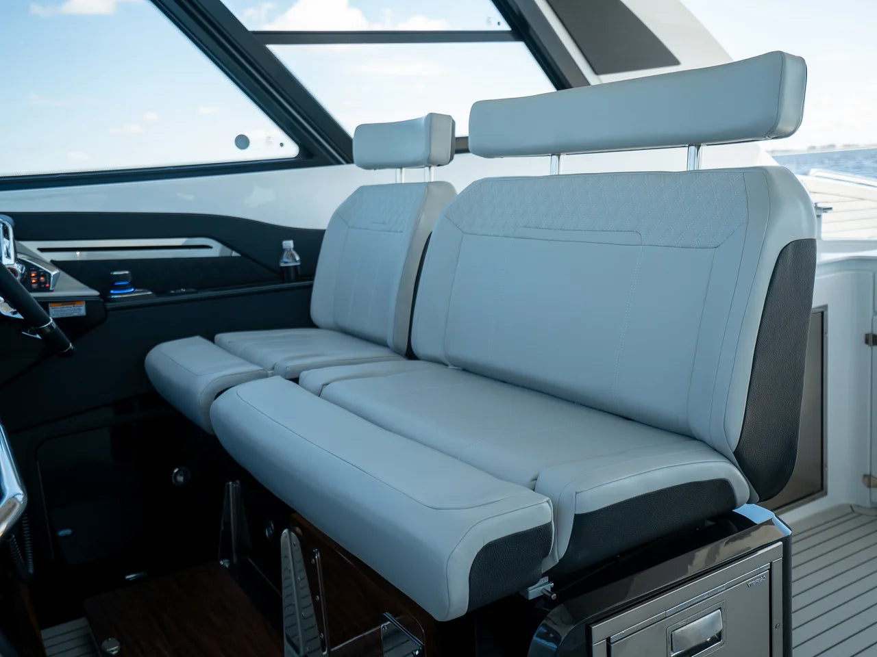 2026 Cruisers Yachts 50GLS OB 50.0 feet, Clearwater, Florida #19