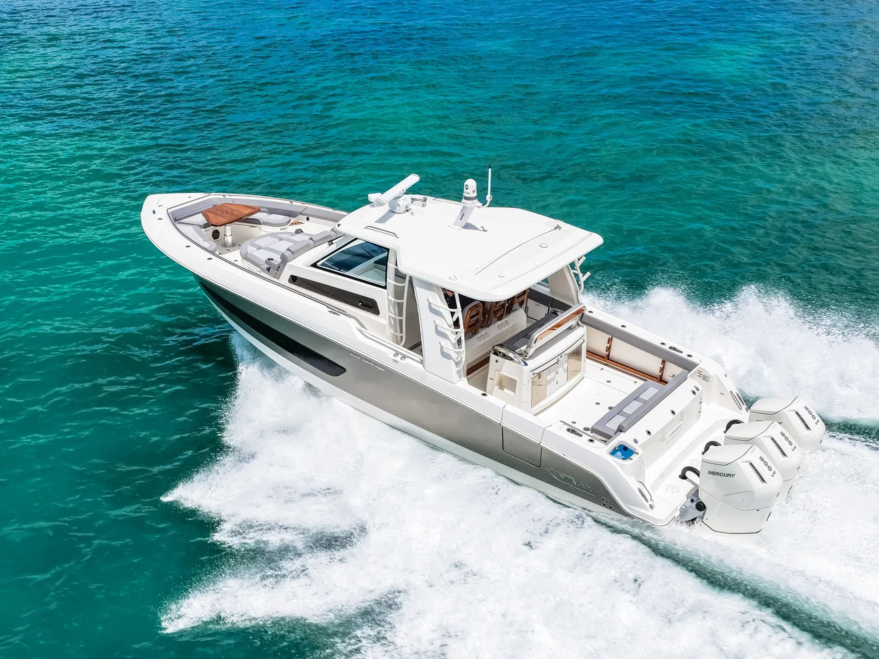 2025 Boston Whaler 420 Outrage 42.0 feet, Clearwater, Florida #44