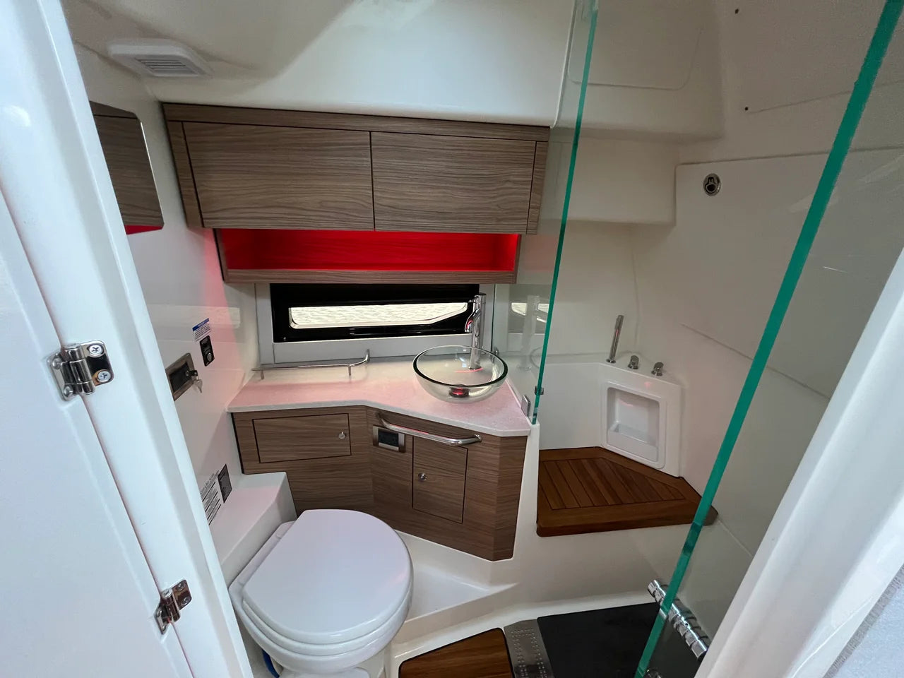 2026 Boston Whaler 365 Conquest 36.0 feet, Clearwater, Florida #47