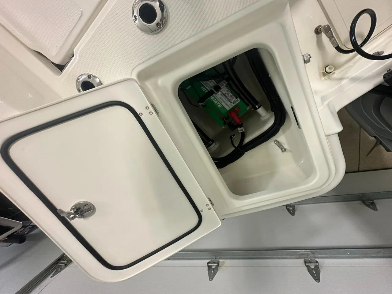 2026 Boston Whaler 250 Dauntless 25.0 feet, Clearwater, Florida #8