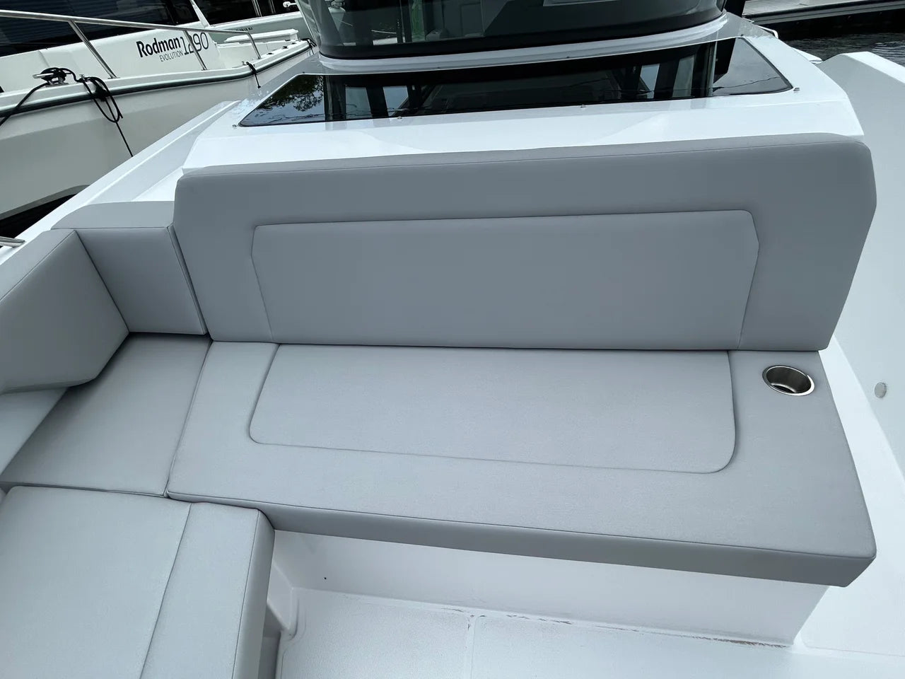 2026 Cruisers Yachts 38 VTR EC 38.0 feet, Clearwater, Florida #31