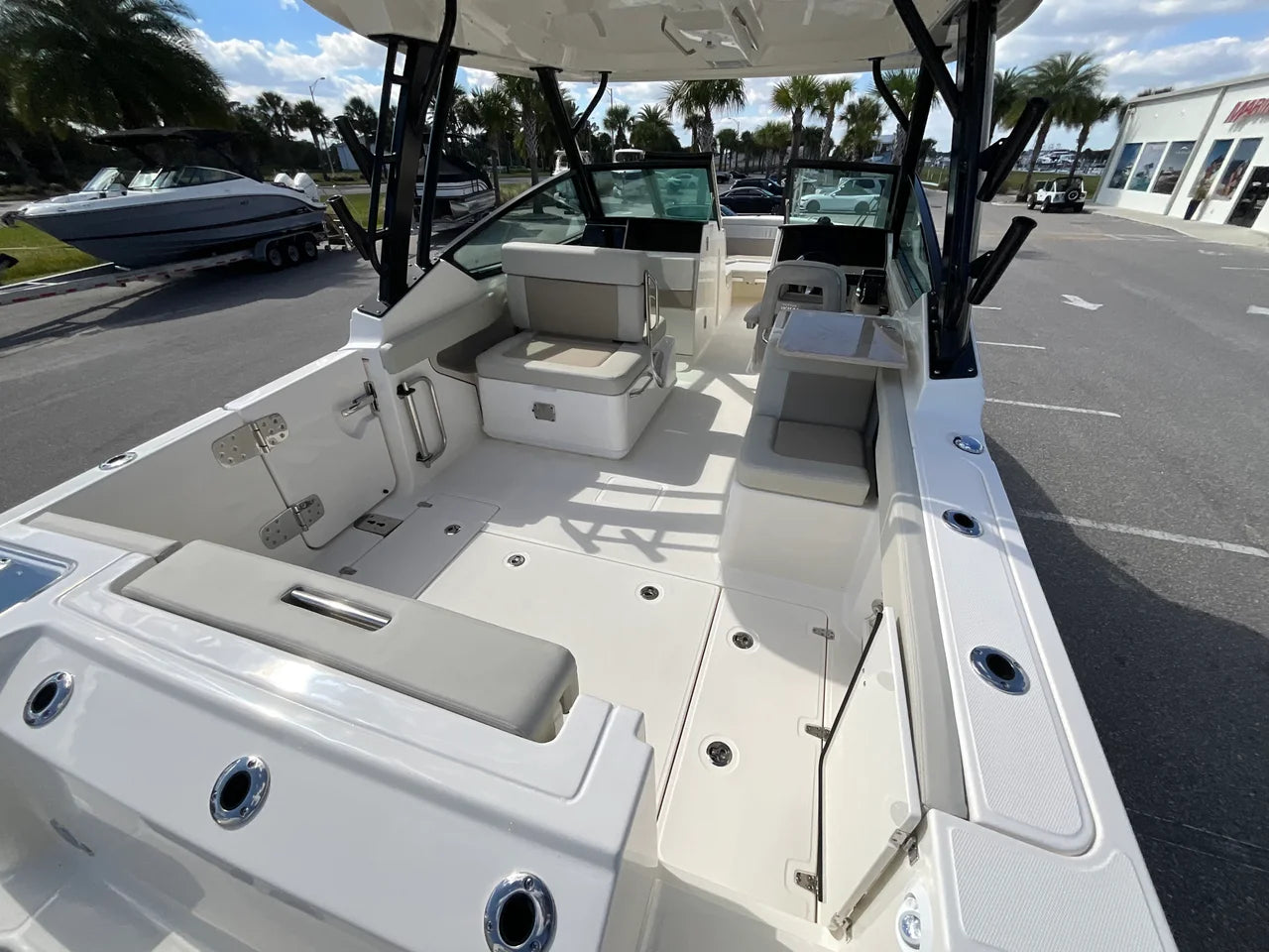2026 Boston Whaler 280 Vantage 28.0 feet, Clearwater, Florida #16