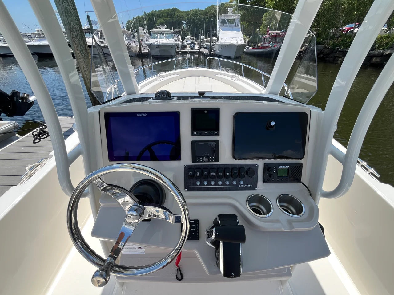 2026 Boston Whaler 250 Dauntless 25.0 feet, Clearwater, Florida #15