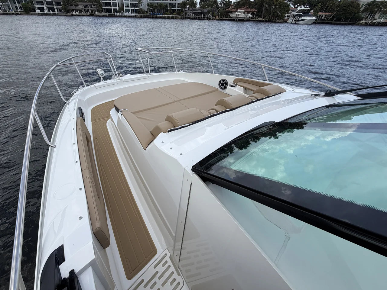 2026 Sea Ray Sundancer 320 Outboard 32.0 feet, Clearwater, Florida #36