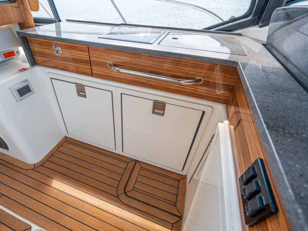 2026 Boston Whaler 405 Conquest 40.0 feet, Clearwater, Florida #26