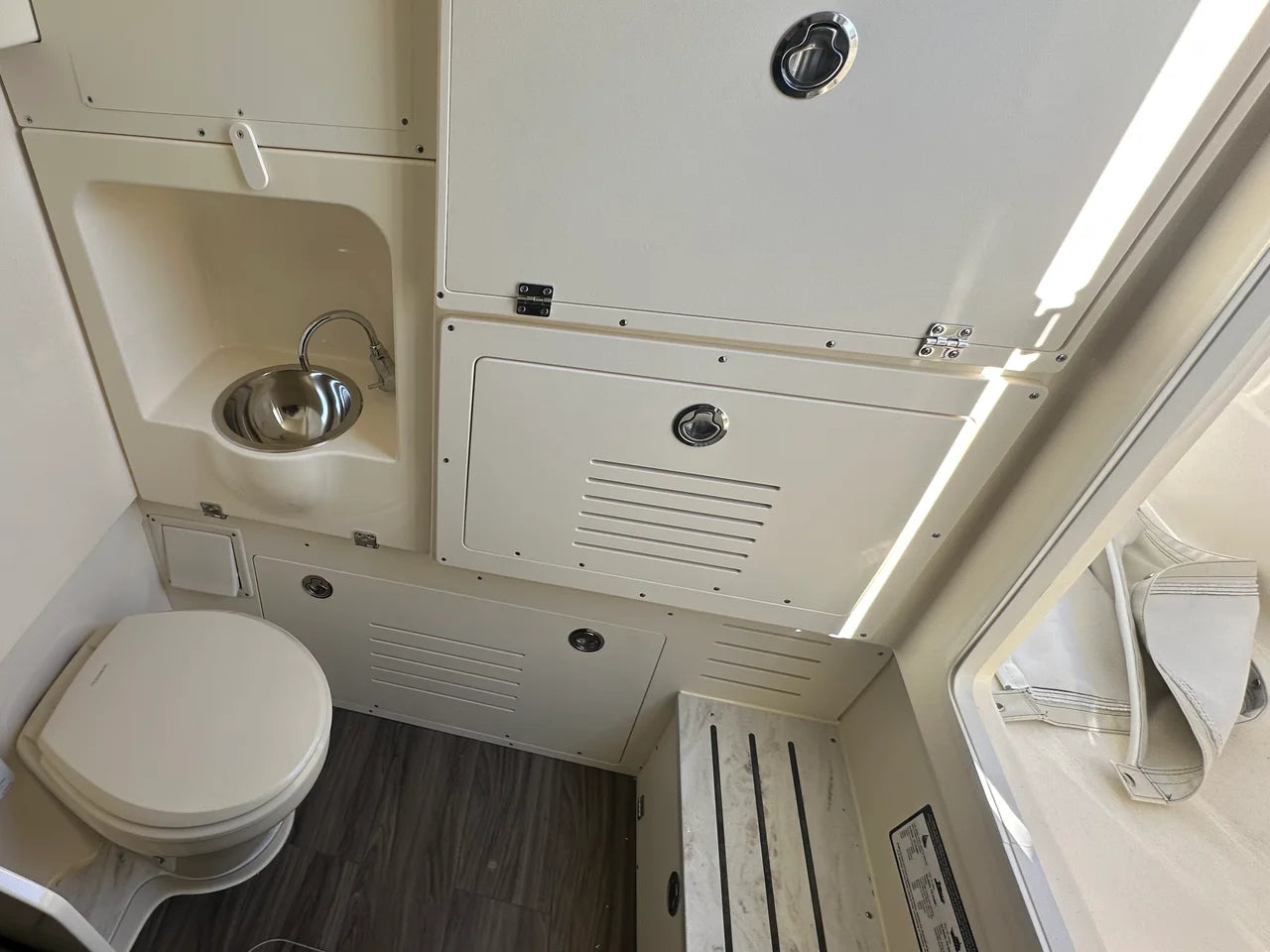 2026 Scout 330 LXF 33.0 feet, Clearwater, Florida #35