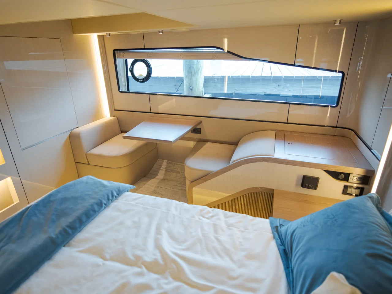 2026 Cruisers Yachts 57 FLY 57.0 feet, Clearwater, Florida #74