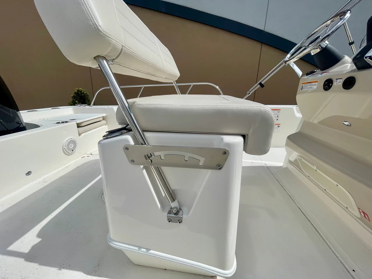 2026 Boston Whaler 210 Montauk 21.0 feet, Clearwater, Florida #10