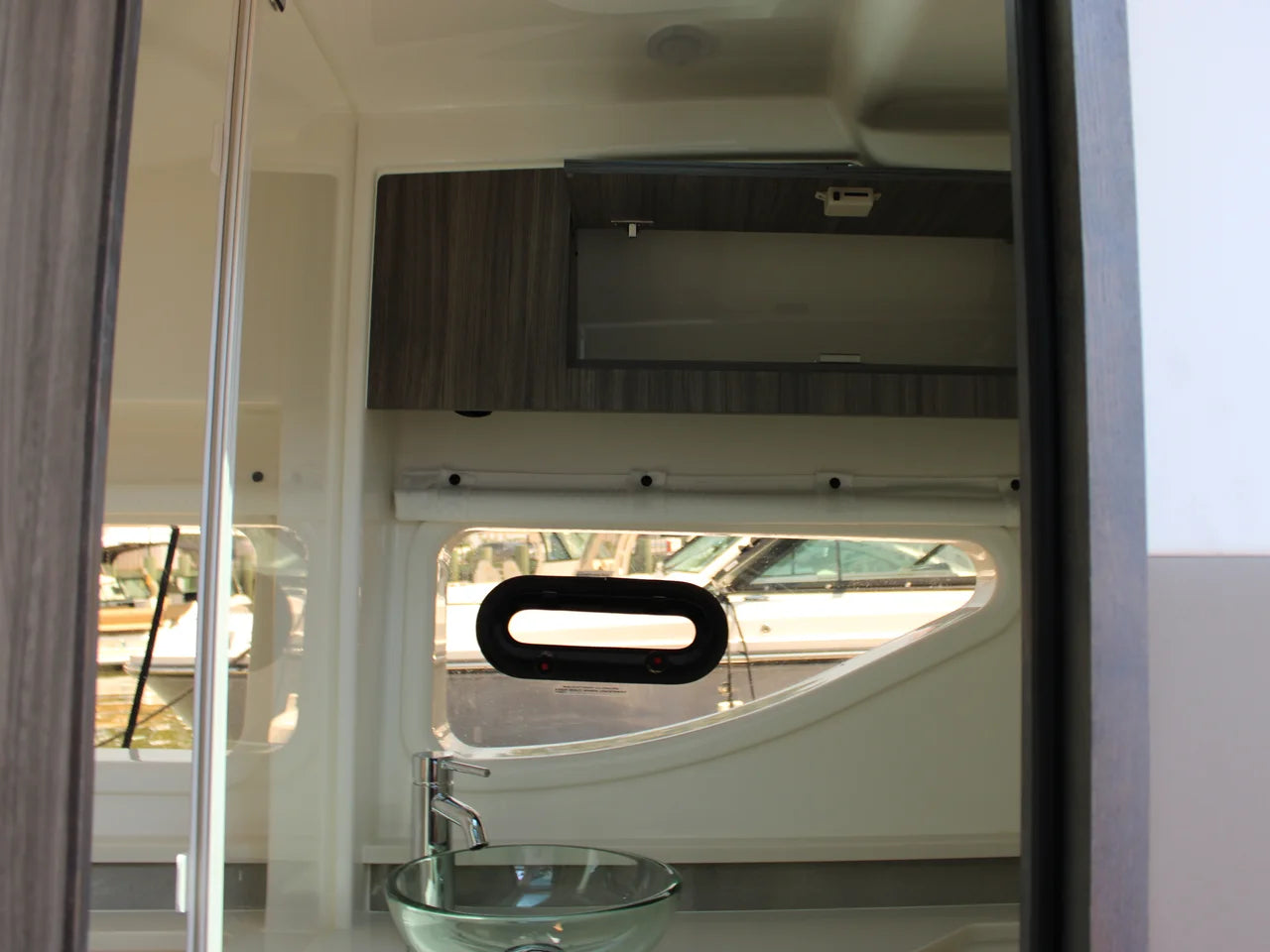 2026 Sea Ray Sundancer 370 Outboard 37.0 feet, Clearwater, Florida #30